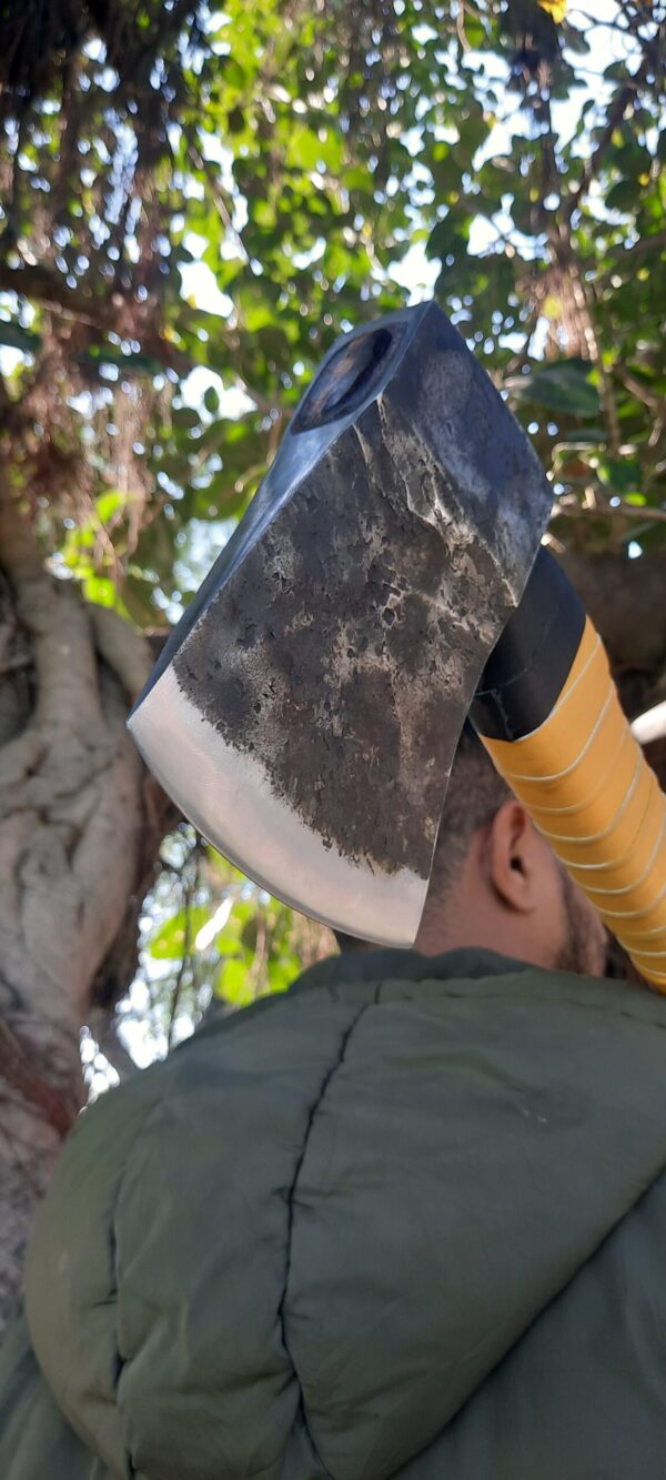 HANDMADE FORGING AXE - Image 8