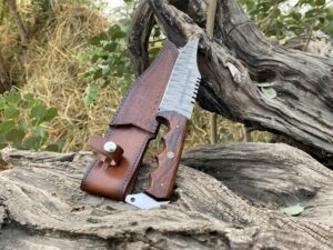 Beautiful Custom Handmade Damascus Steel Hunting Knife With Rose Wood Handle