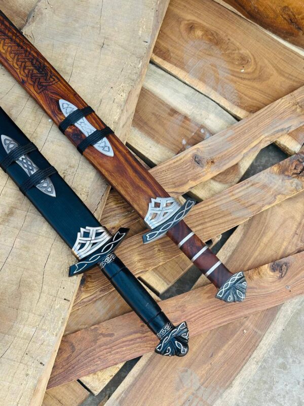 HANDMADE DAMASCUS VIKINGS SWORDS WITH SCABBARD - Image 3