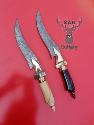 The Unique Damascus Knife