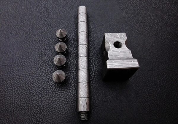 The Crusher Handmade Damascus Steel Hammer - Image 4