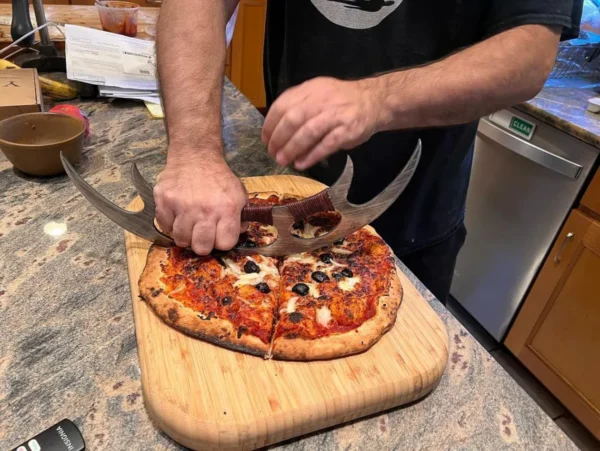 Klingon Bat'leth Pizza Cutter | Sword Of Kahlees - Image 5