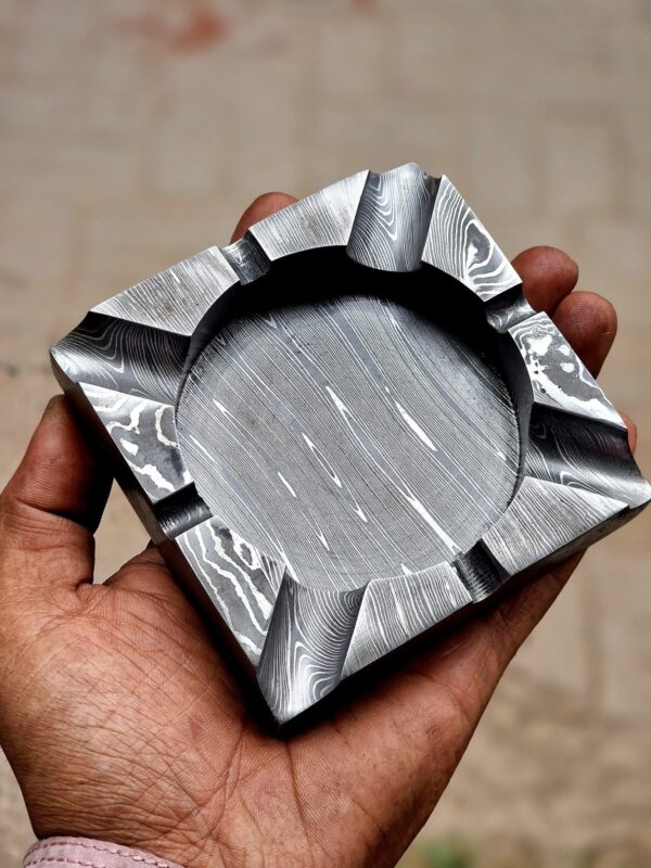 Handmade Elegant Smoke Fusion Damascus Smoke Pipe, Ashtray - Image 2
