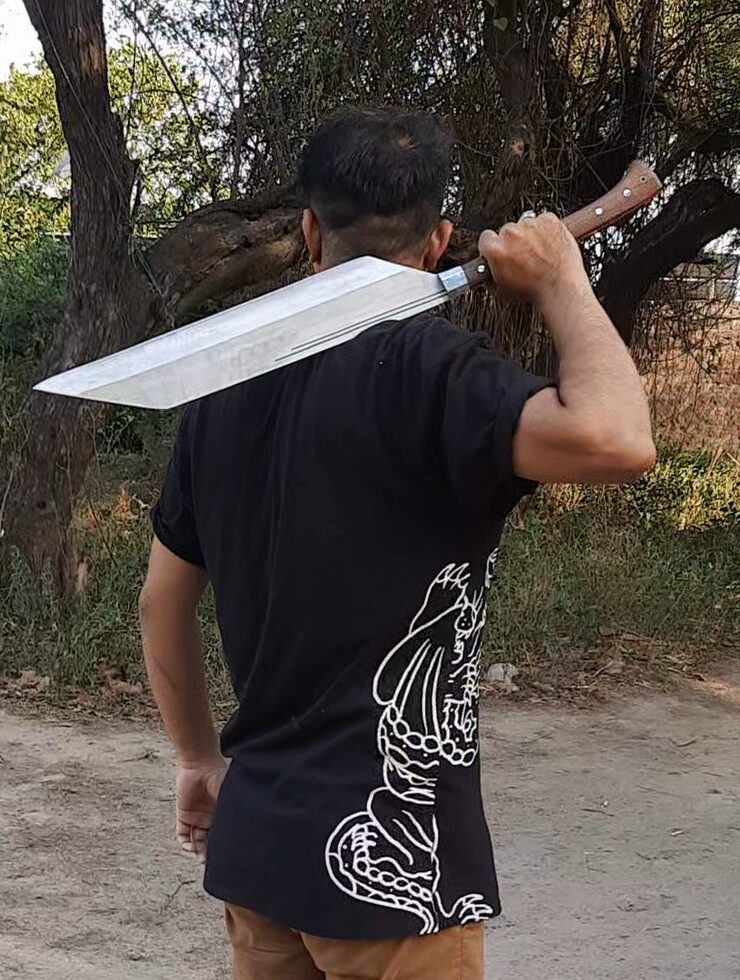30" Hand-Forged Fierce Machete Sword with Leather Sheath